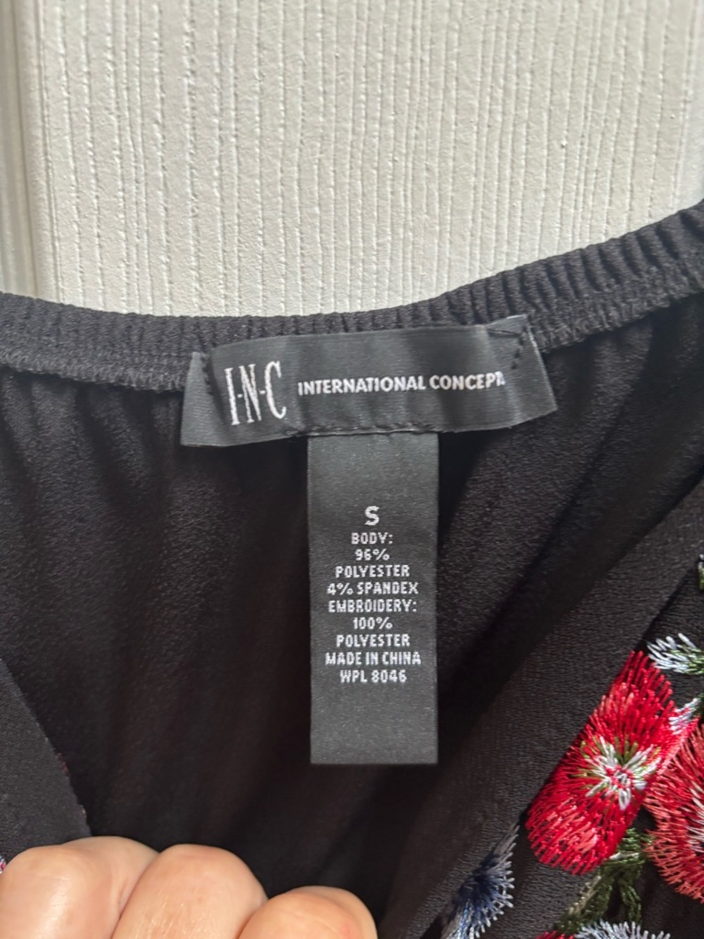 INC International Concepts Floral Embroidered Cold-Shoulder Top, Size S, NWOT - Picture 5 of 5